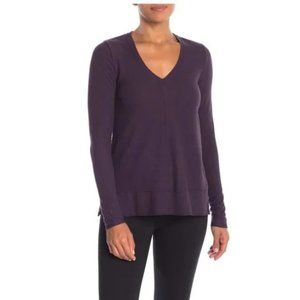 H By Bordeaux Exposed Seam V-Neck Sweater